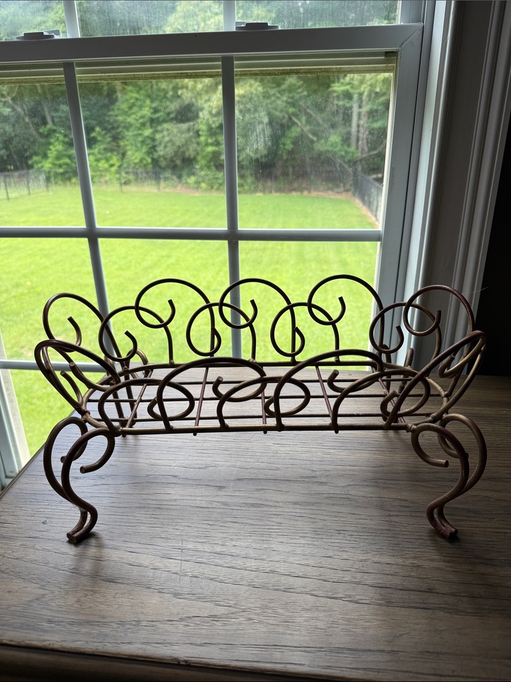 Decorative Scrollwork Metal Display Stand - Brown